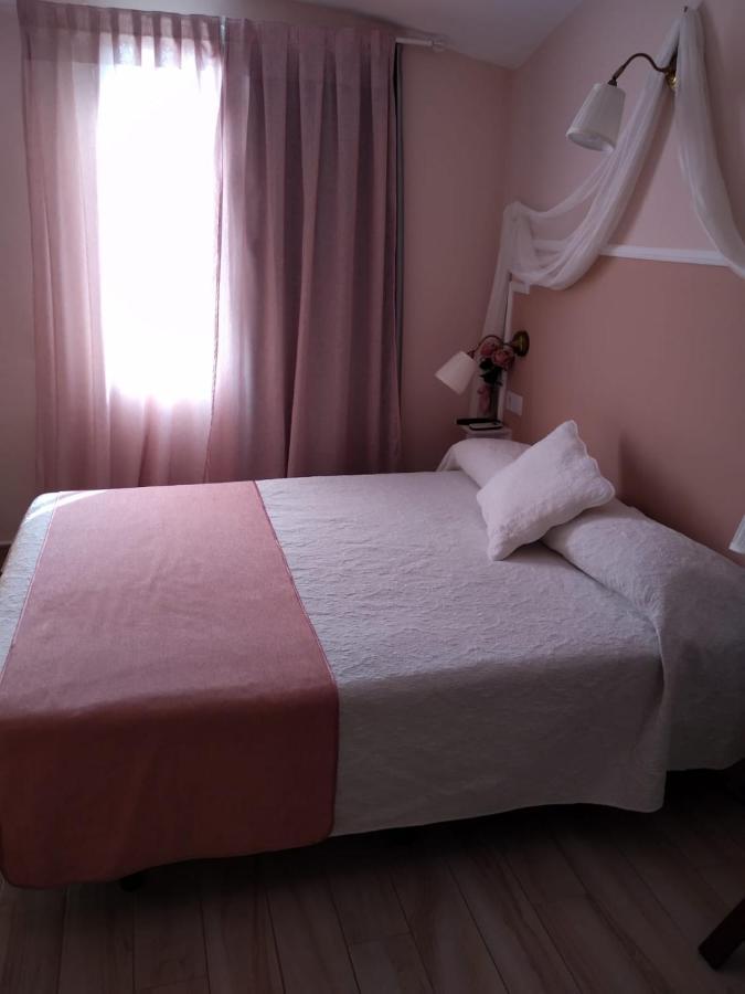 Emperador Augusto Hotel Мерида Екстериор снимка