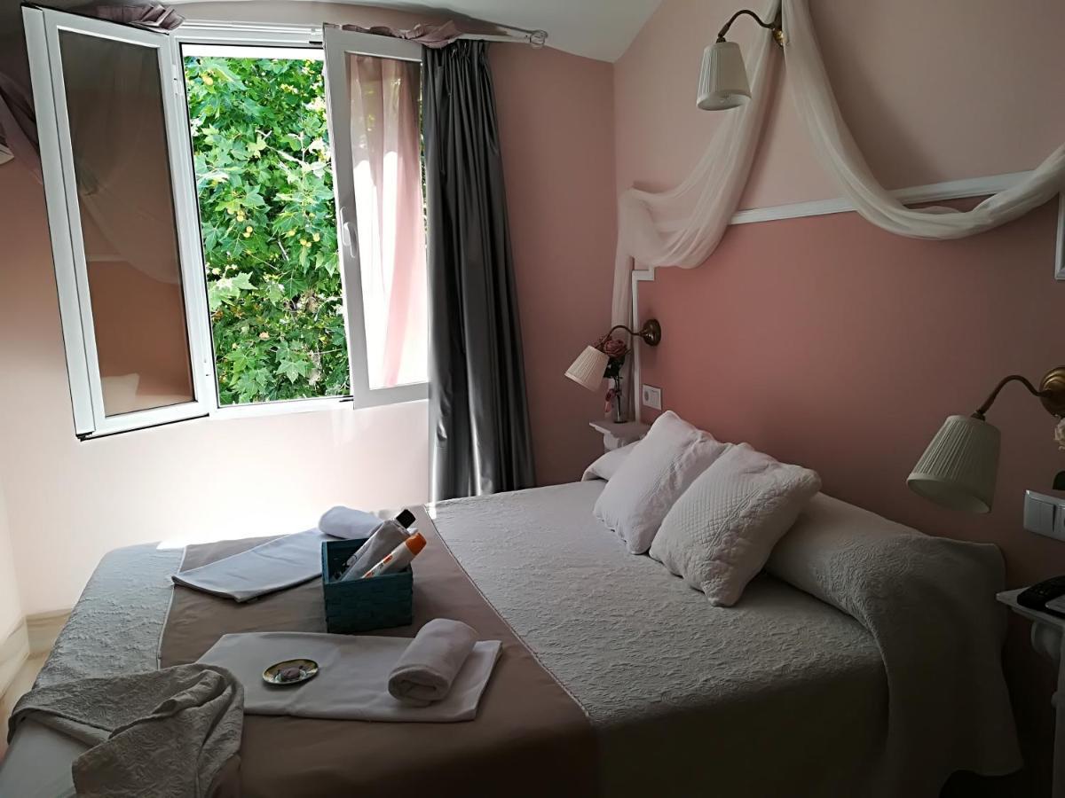 Emperador Augusto Hotel Мерида Екстериор снимка
