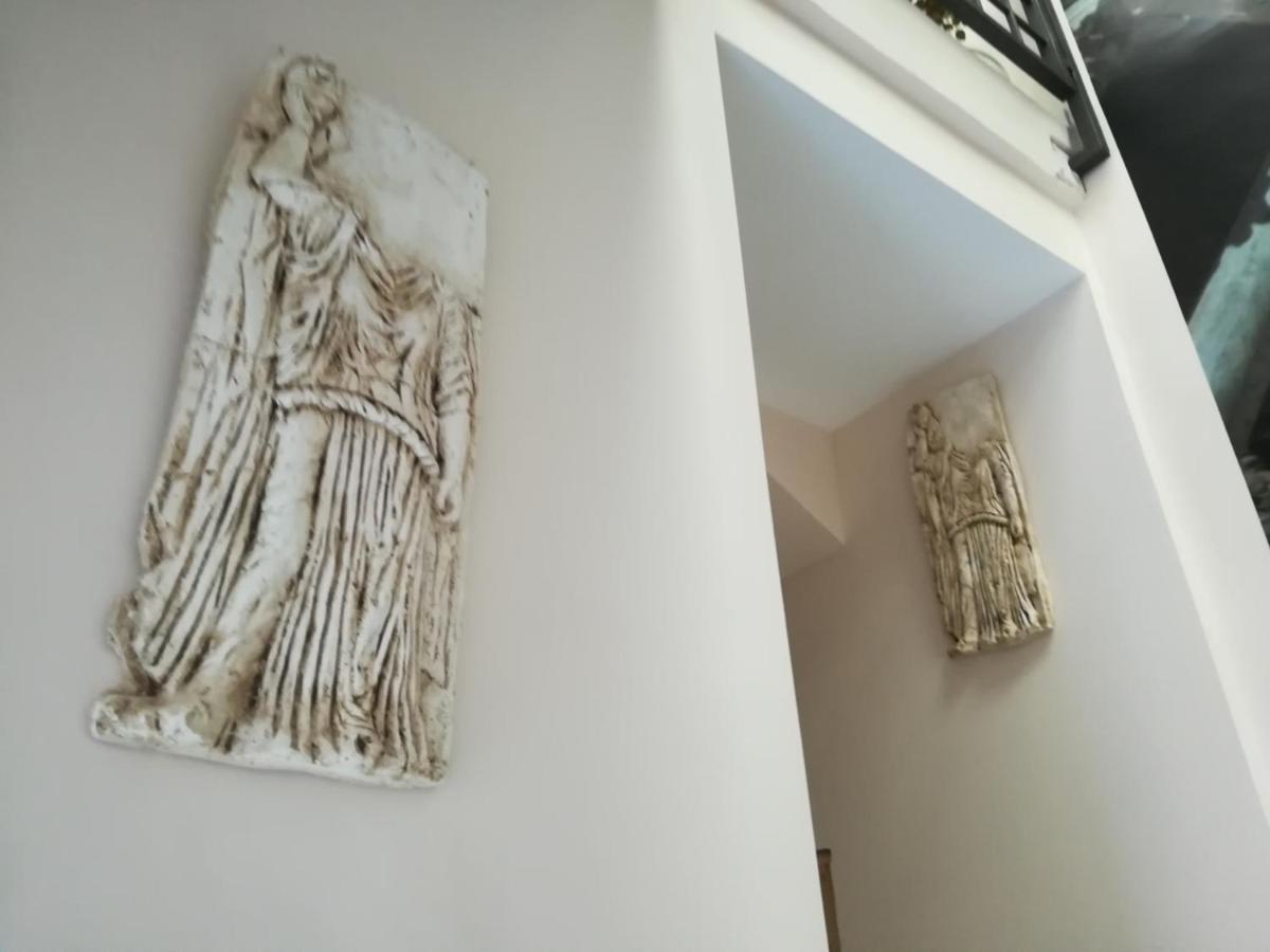 Emperador Augusto Hotel Мерида Екстериор снимка